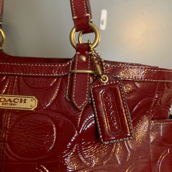 COACH Red / Maroon Leather Shoulder Tote - Picture 6 of 8